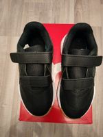 Puma Hallenschuhe Gr. 29, neu und ungetragen
