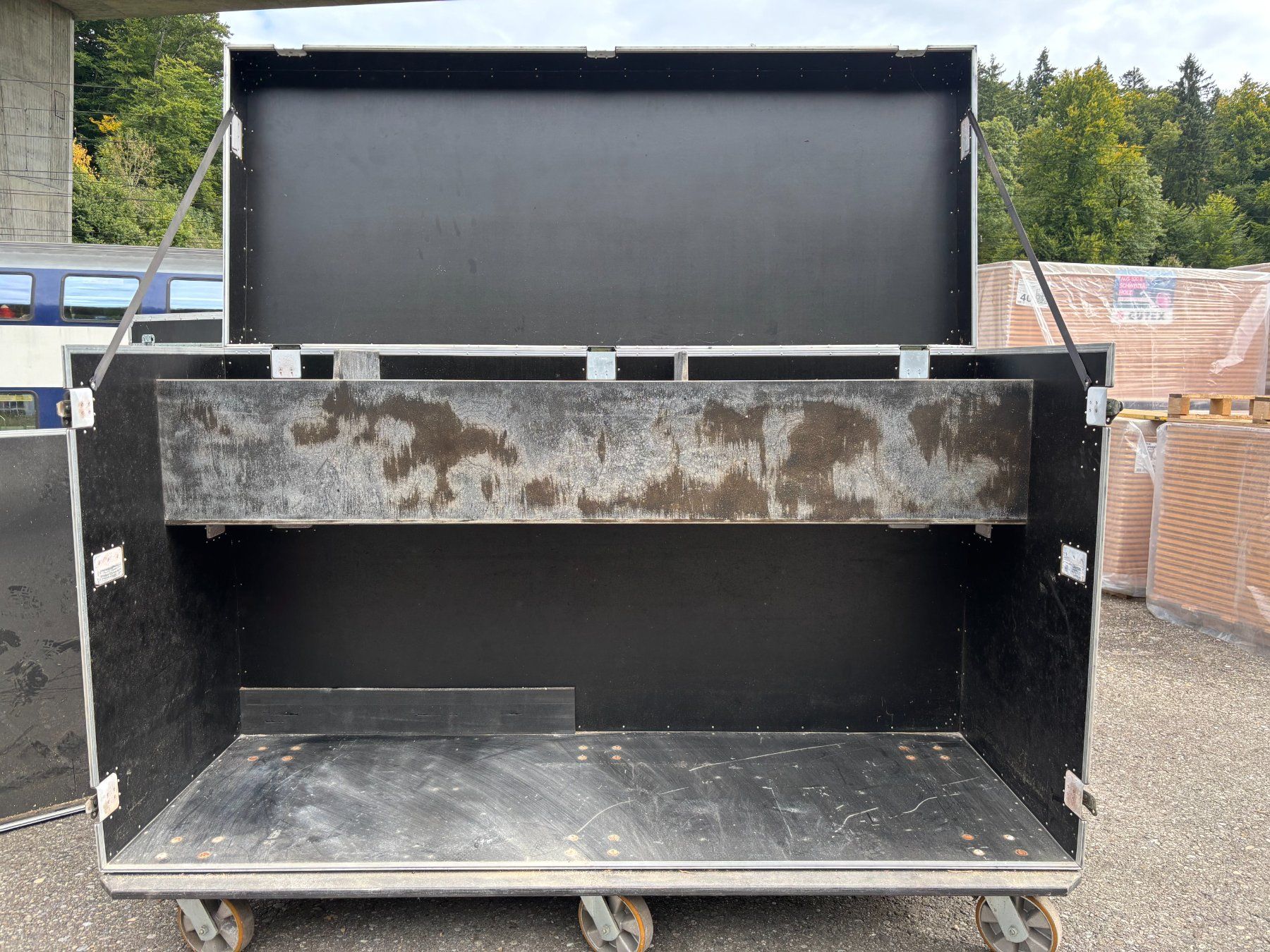 Topcase: Robuste Transportkiste / Wickinger  mit Rollen – Usato da Kemptthal venduto da strobanaturbaustoffe 2