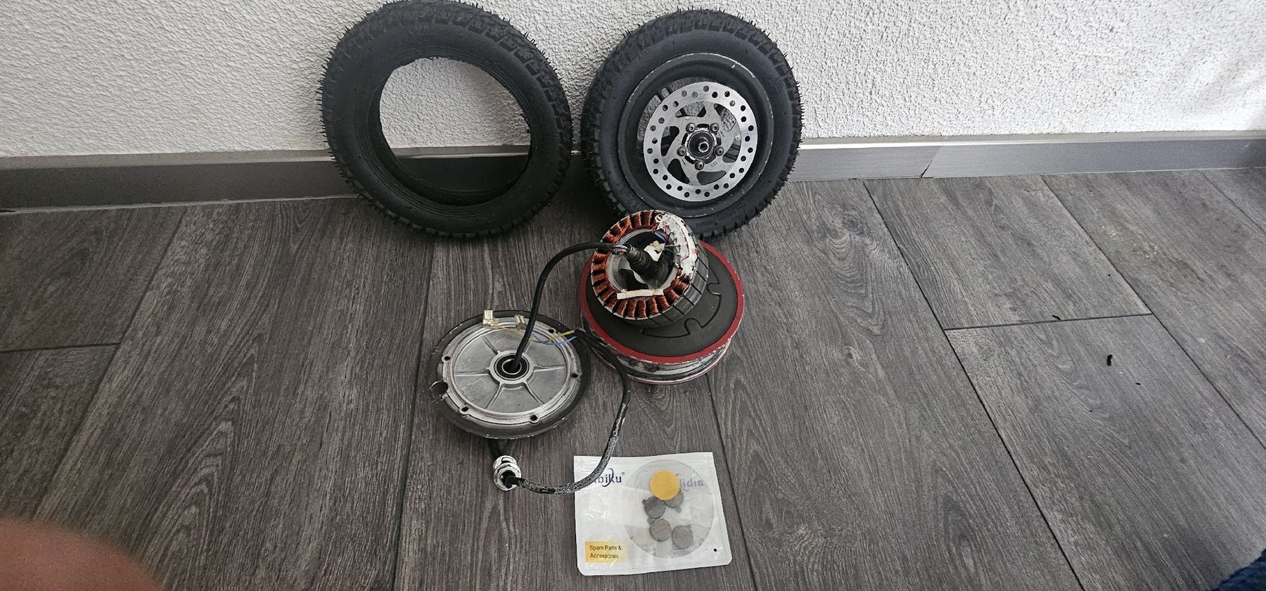 Sonstiges Fahrzeugzubehör: AB 1.-  FRANKEN E-TROTTI TEILE – Gebraucht aus Frauenfeld von 19colude87 1