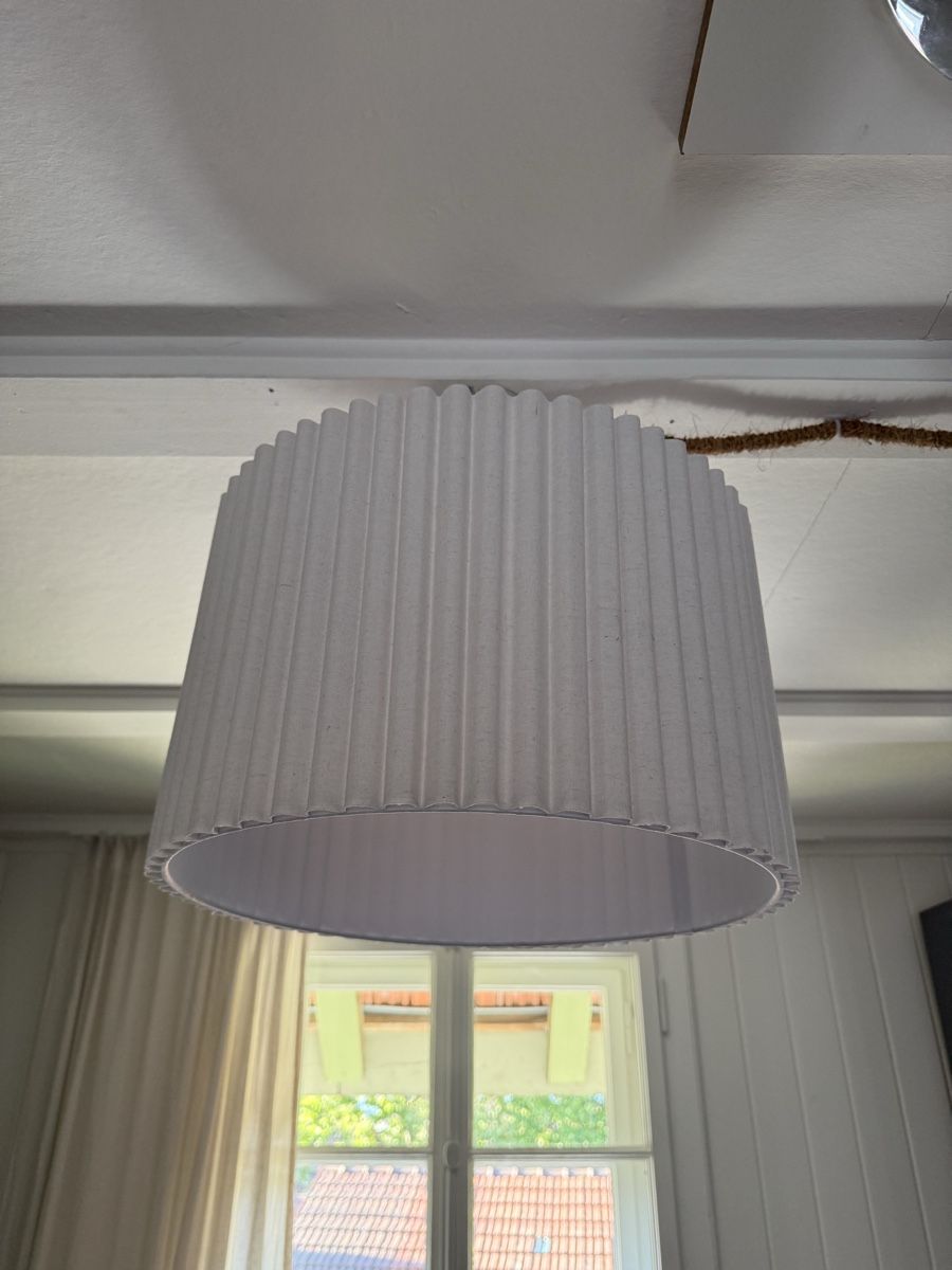Lampadari & plafoniere: Deckenleuchte gerippt weiss gebraucht – Usato da Langenthal venduto da Nina_Leonie 1