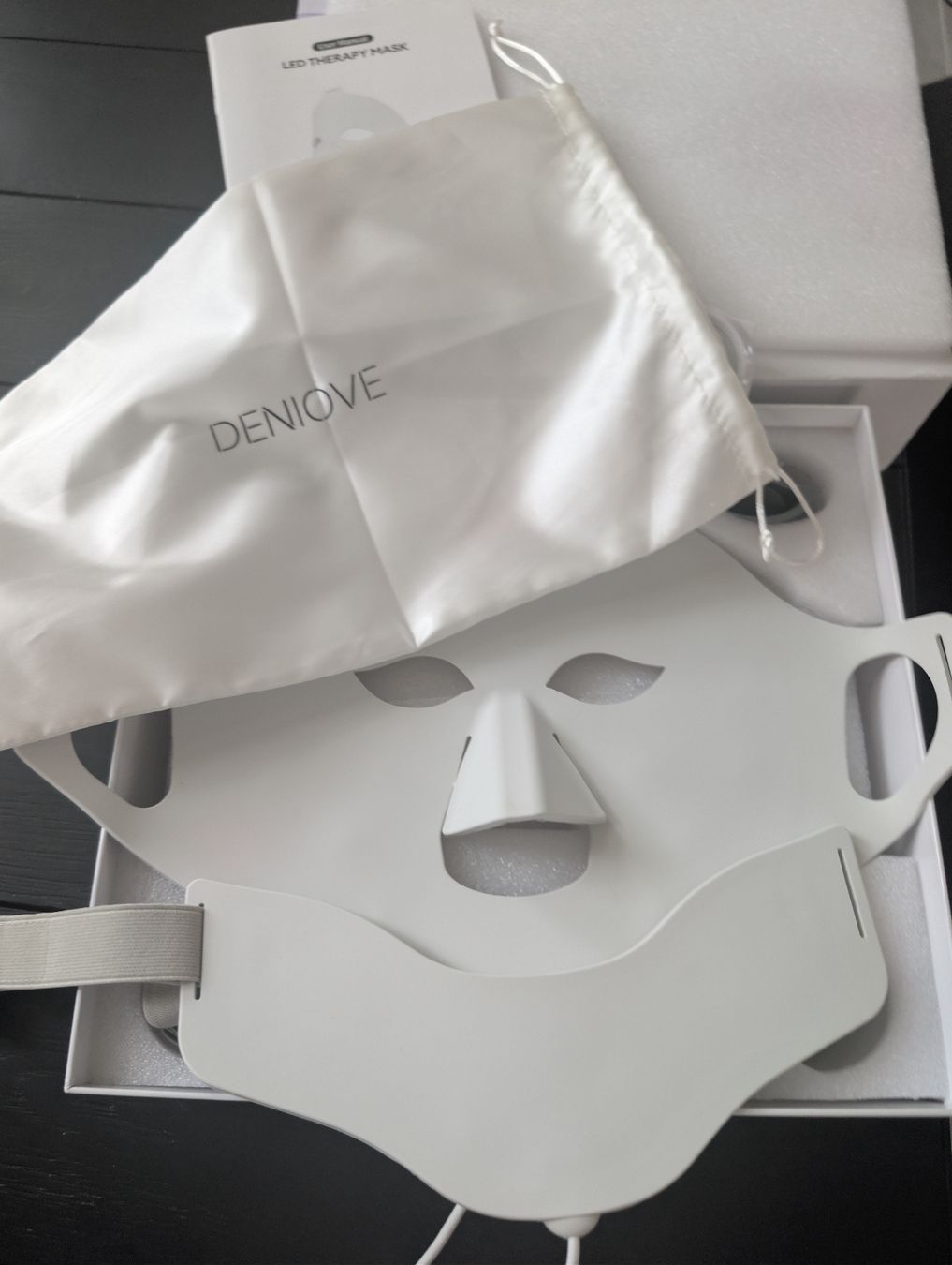 Cura del viso: Masque LED Deniove, Glowskin Pro, 7 couleurs – Usato da Buchillon venduto da BarbaraS-D 7