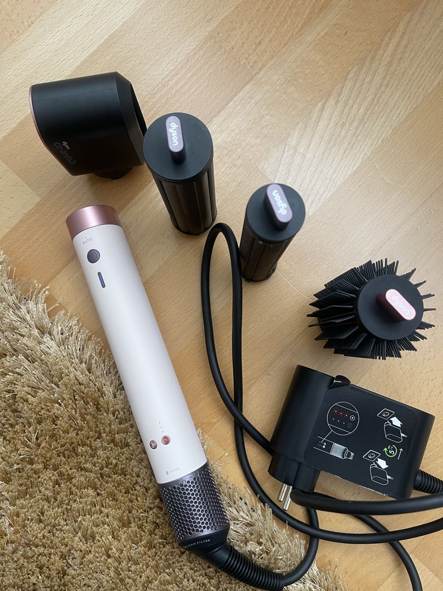 Dyson Asciugacapelli: Dyson Airwrap Co-anda 2x – Usato da Seewen SZ venduto da bil_hhm7