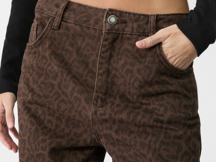 Stradivarius Jeans: Stradivarius Jean - Neuf - 36 – Nuovo e nell'imballaggio originale da Vuisternens-Romont venduto da gol_xp6p 2