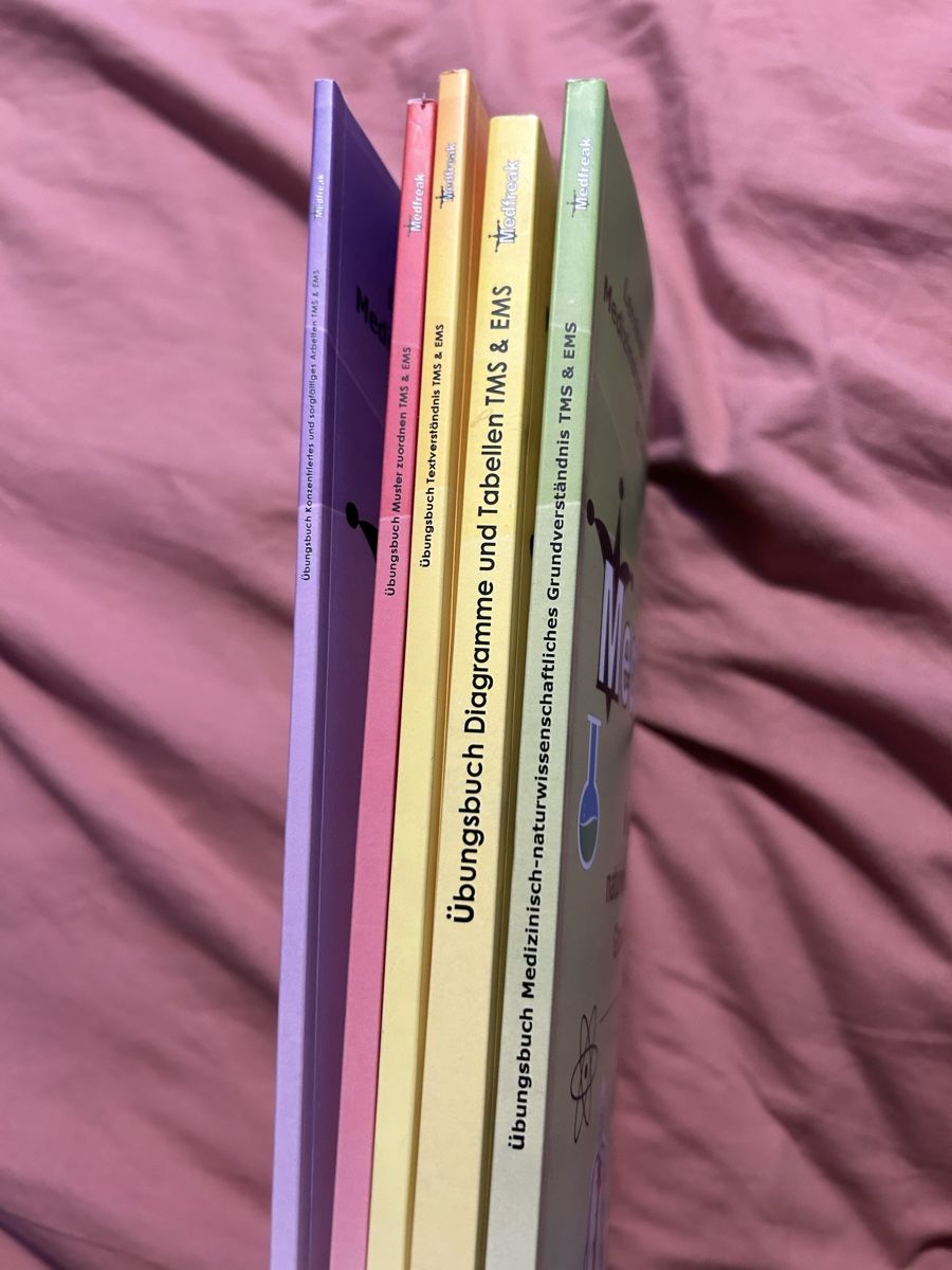 Livres: Medfreaks TMS/ EMS – D'occasion à Lausen par Annagissaa 1
