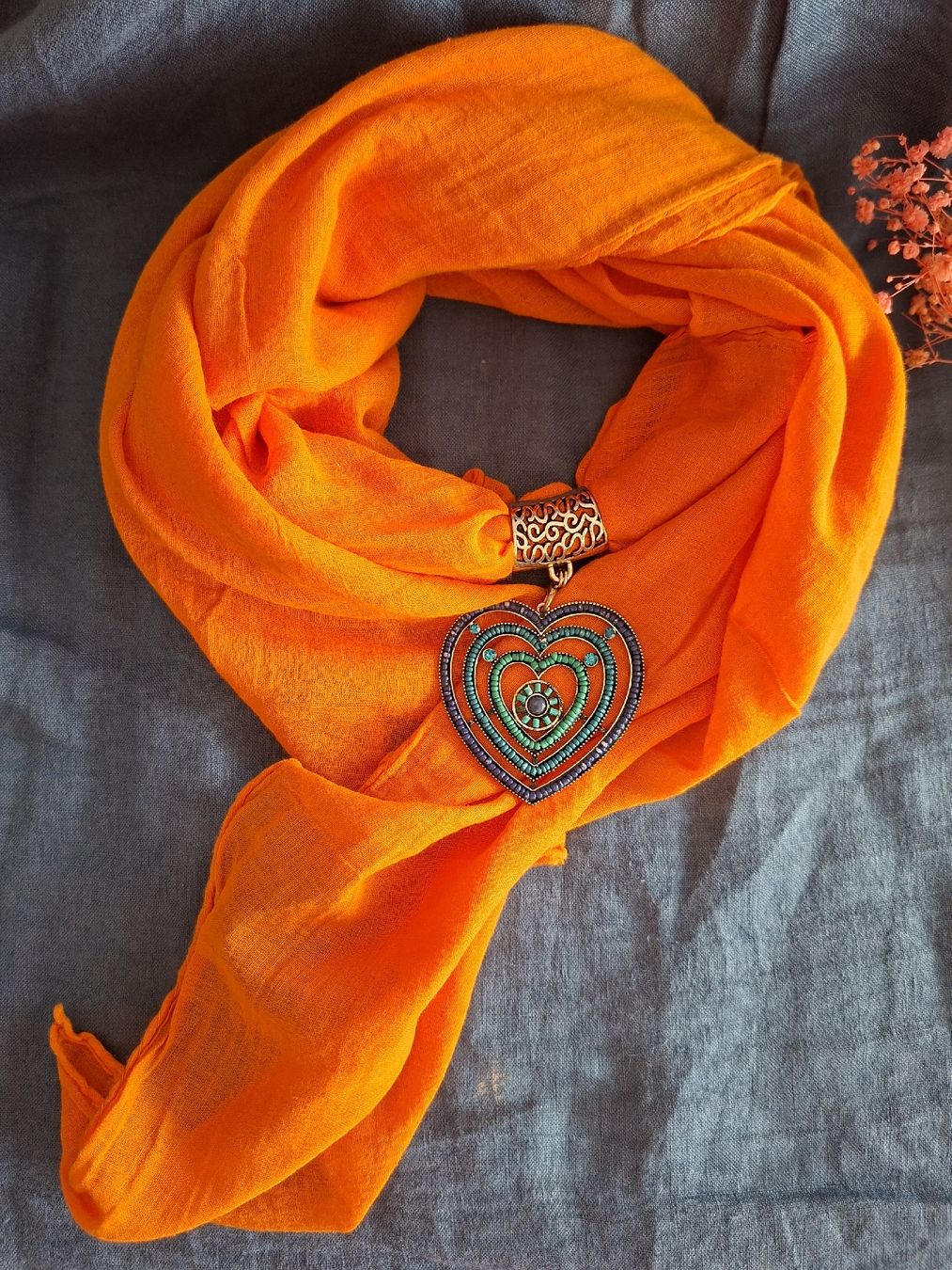 Foulard & Sciarpe: Foulard Bohème + Cœur – Nuovo (secondo la descrizione) da Lutry venduto da Sim_Sta