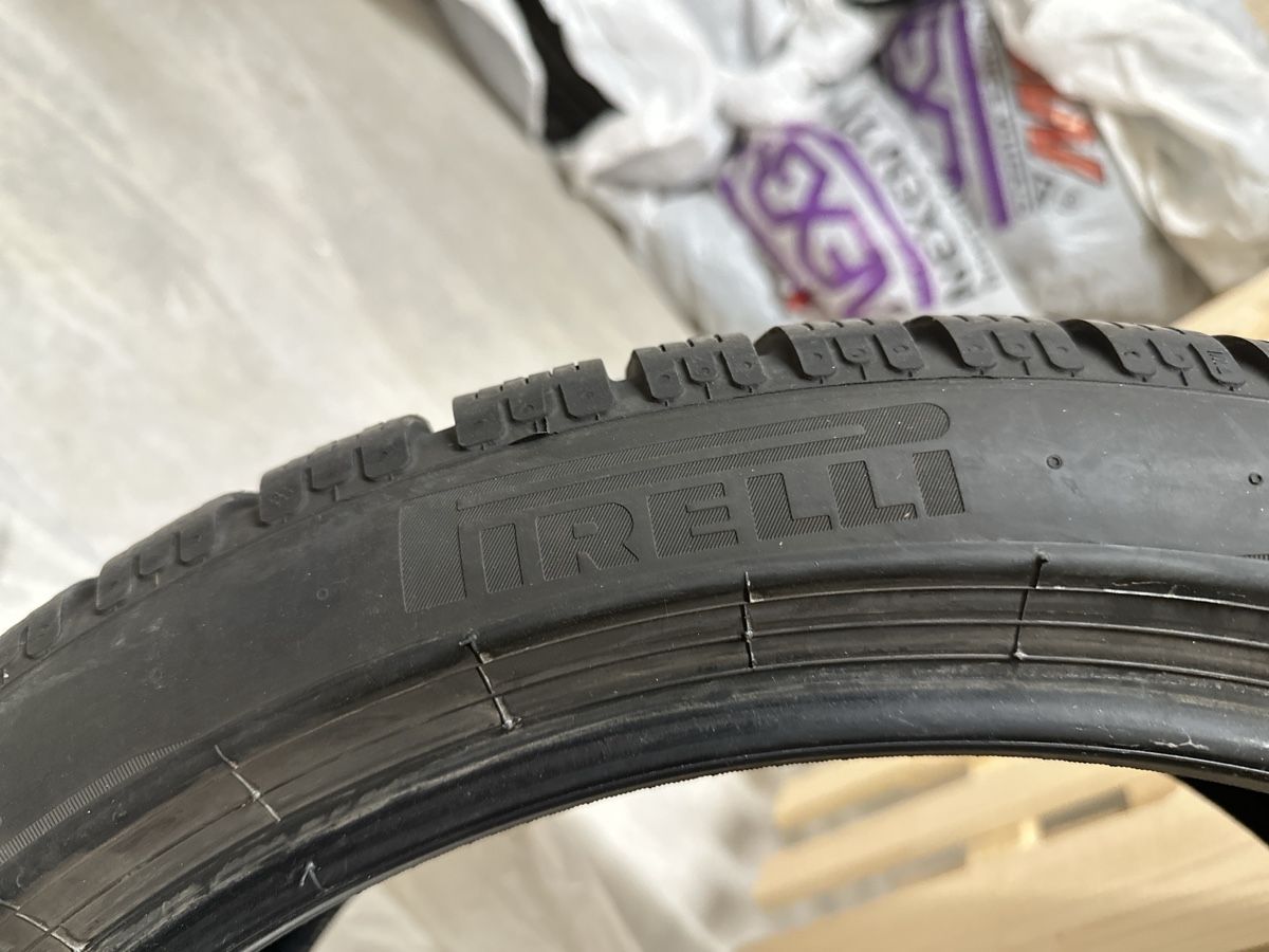 Pneus & Kompletträder: Winterreifen Pirelli P Zero Winter 20 Zoll – Gebraucht aus Flums von ___Paul___ 2