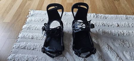 Fixation snowboard burton M 41-44