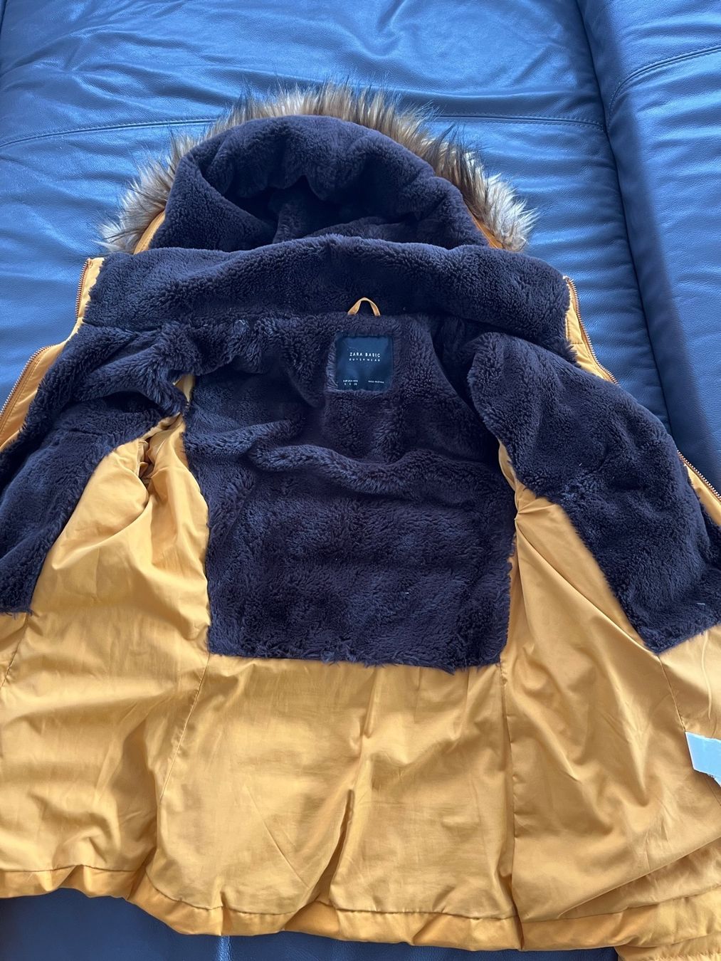 Zara Giacche: Schöne gepflegte Daunenjacke – Usato da Horw venduto da Benny017 1