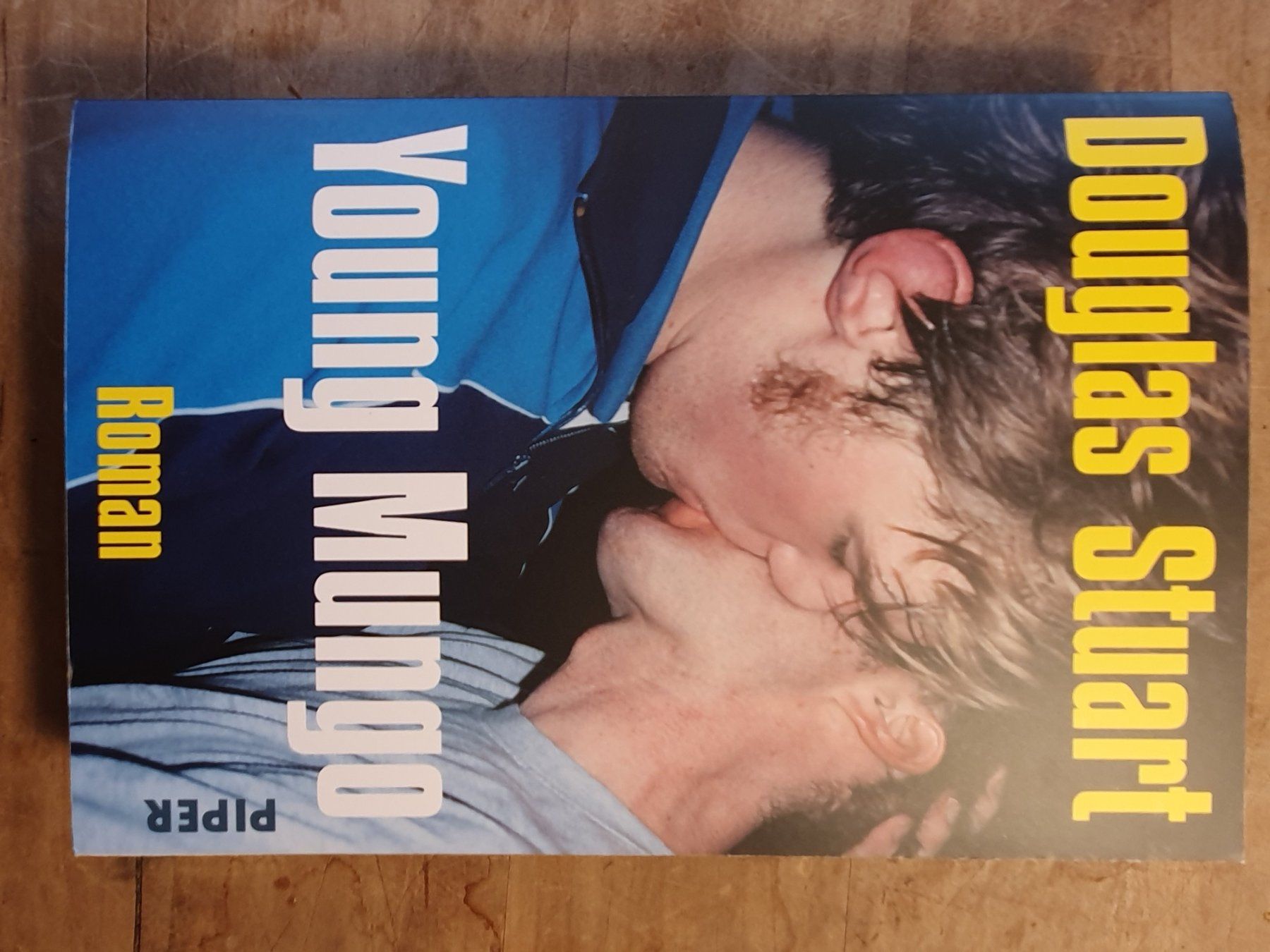 Bücher: Young Mungo Douglas Stuart Piper – Gebraucht aus Zürich von loosebone