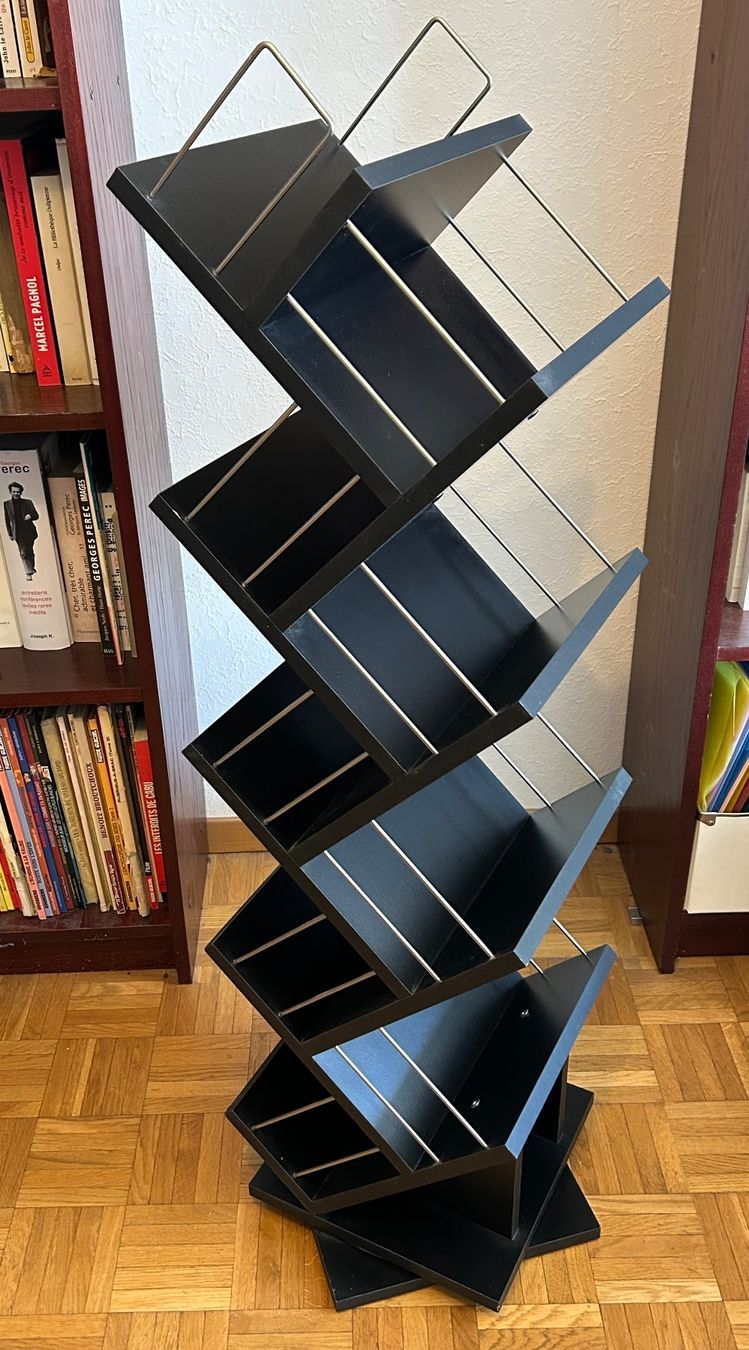Scaffali: Bibliothèque pour CD rotative – Usato da Genève venduto da Auguste83