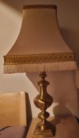 Lampe mit Messingsockel