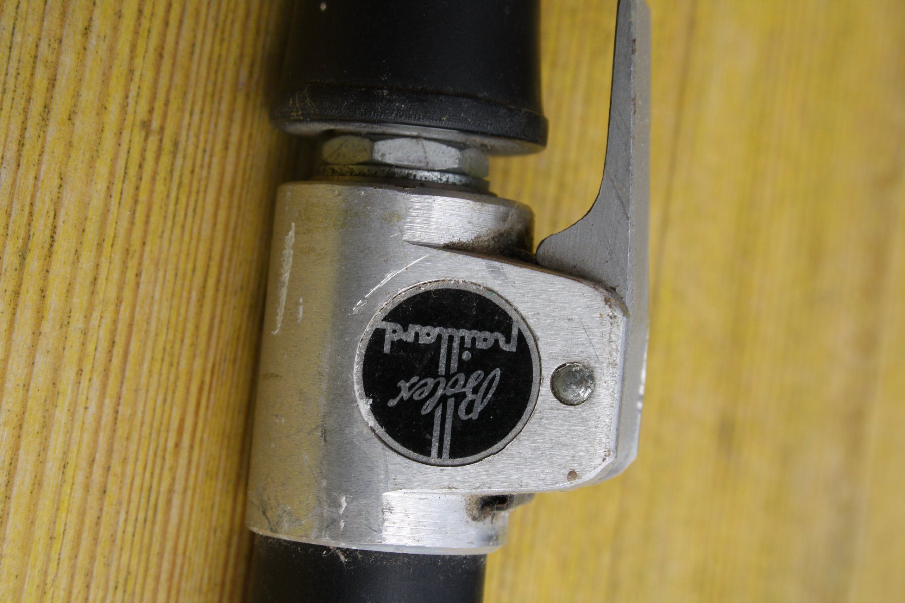 Bolex Treppiedi & Teste: BOLEX PAILLARD EINBEIN STATIV VINTAGE – Usato da Wauwil venduto da Pneuedy 2
