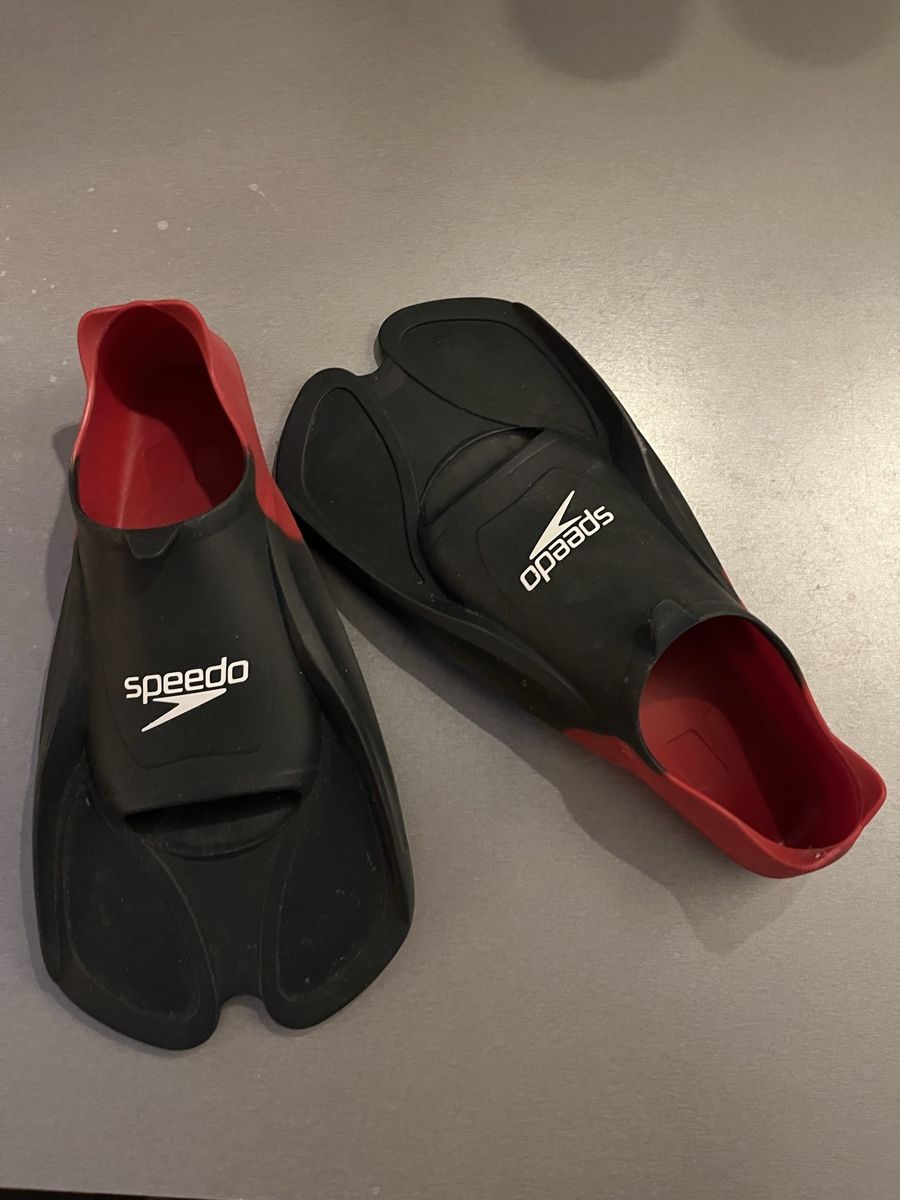 Speedo Flossen, Masken & Schnorchel: Speedo Schwimmflossen – Gebraucht aus Bellach von plutoniumjill