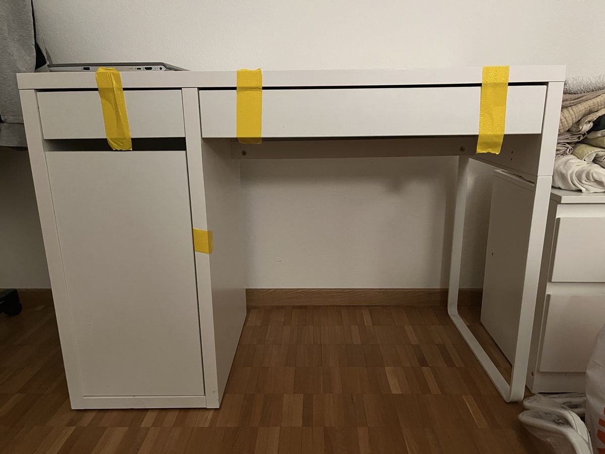 Ikea Scrivanie: Pult – Usato da Zürich venduto da gef_98sd