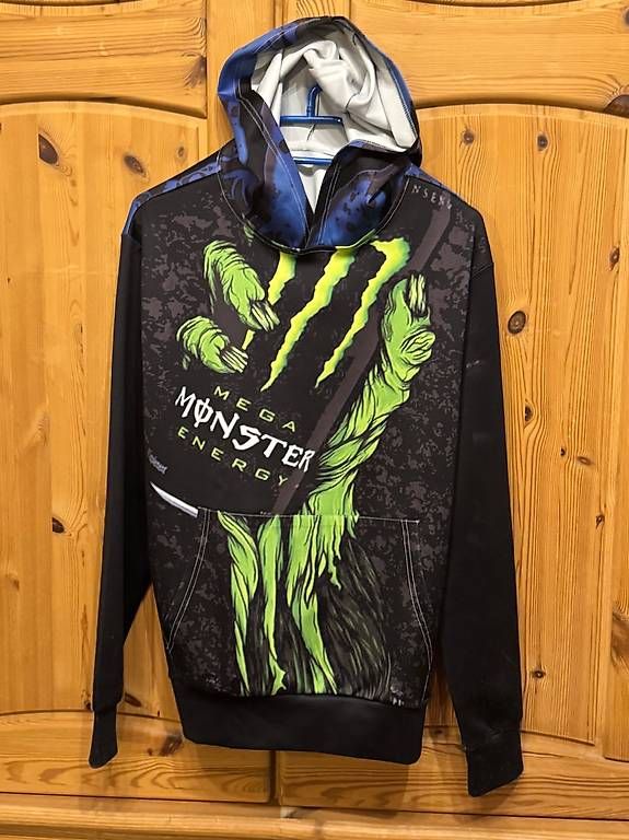 Maglioni & Felpe: Monster Pullover – Usato da Lütisburg venduto da Tweety77