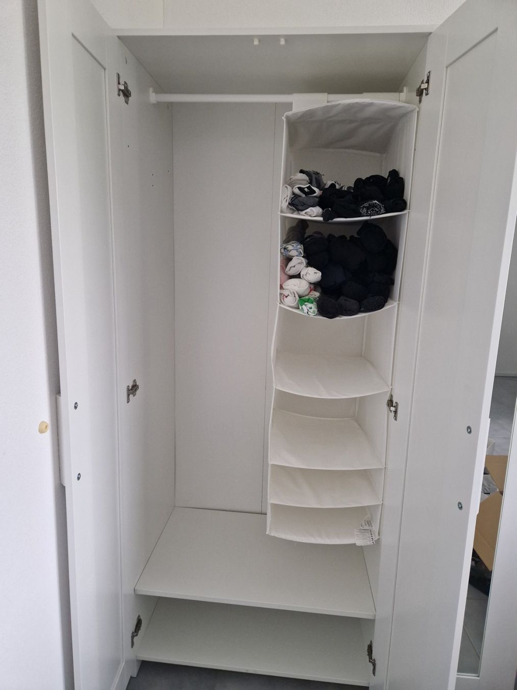 Ikea Armadi: Ikea Schrank Brimnes 3-türig – Usato da Unterkulm venduto da vab_6zcd 1