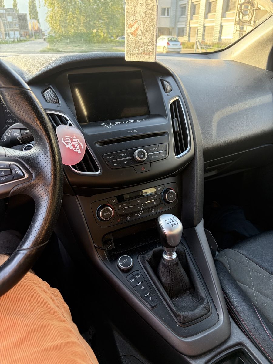 Ford Automobili: Ford Focus 1.5 Ecoboost – Usato da Chur venduto da ale_kw2v 7