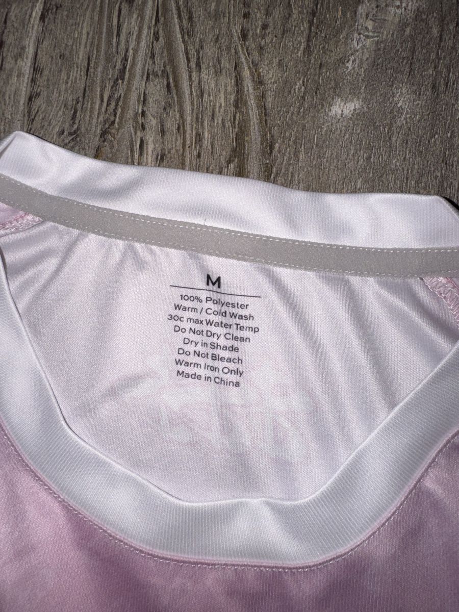 Maillots de corps & Pantalons: Maillot Astro rose clair taille M – D'occasion à Vesin par Pupipupo2005 3