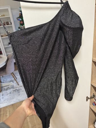Guess Body mit einem Ärmel
