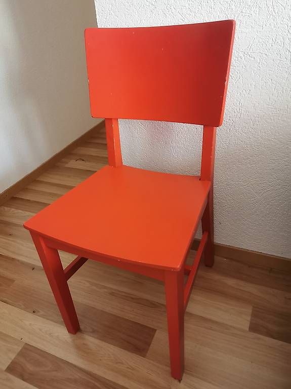Sedie: 4 chaises en bois  – Usato da Evionnaz venduto da Eaunanisme
