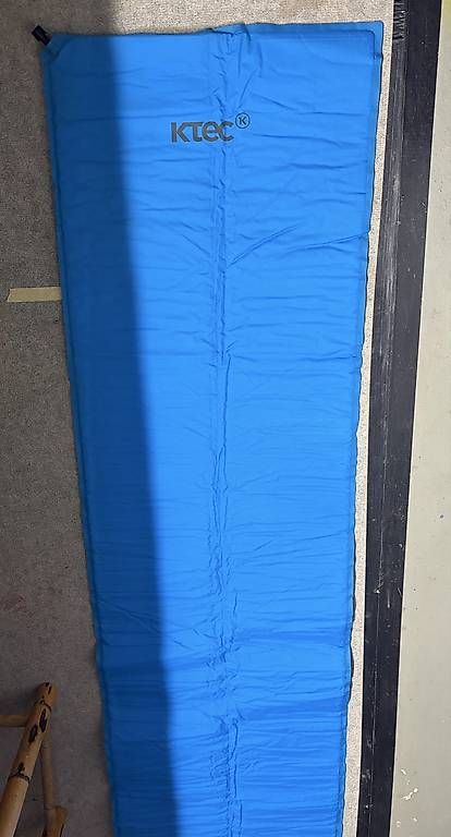 Tapis de sol: 2 Stück Ktec Camping Matten – D'occasion à Schlatt TG par pas_56dc