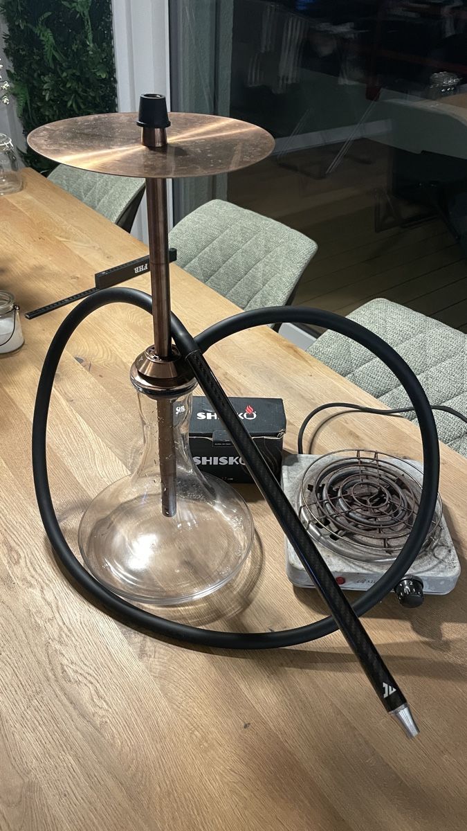 Narguilés: Shisha Vyro Versa Rose Clear – D'occasion à Egnach par Schahan