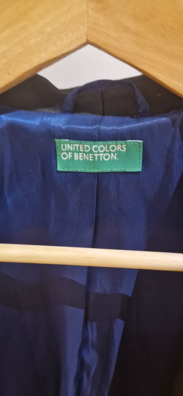 Benetton Giacche & Cappotti: Schöne schwarze Jacke/Blazer Gr.150 – Usato da Amlikon-Bissegg venduto da Re13 1