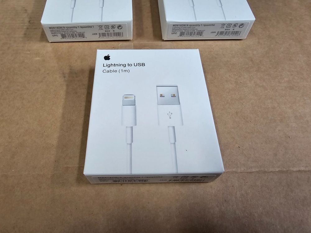 Lecteurs & Adaptateurs: 3xApple iPhone USB Kabel 1m Replika ab 1.- – Neuf avec emballage d'origine à KRINAU par Mio_Liqstyle 2