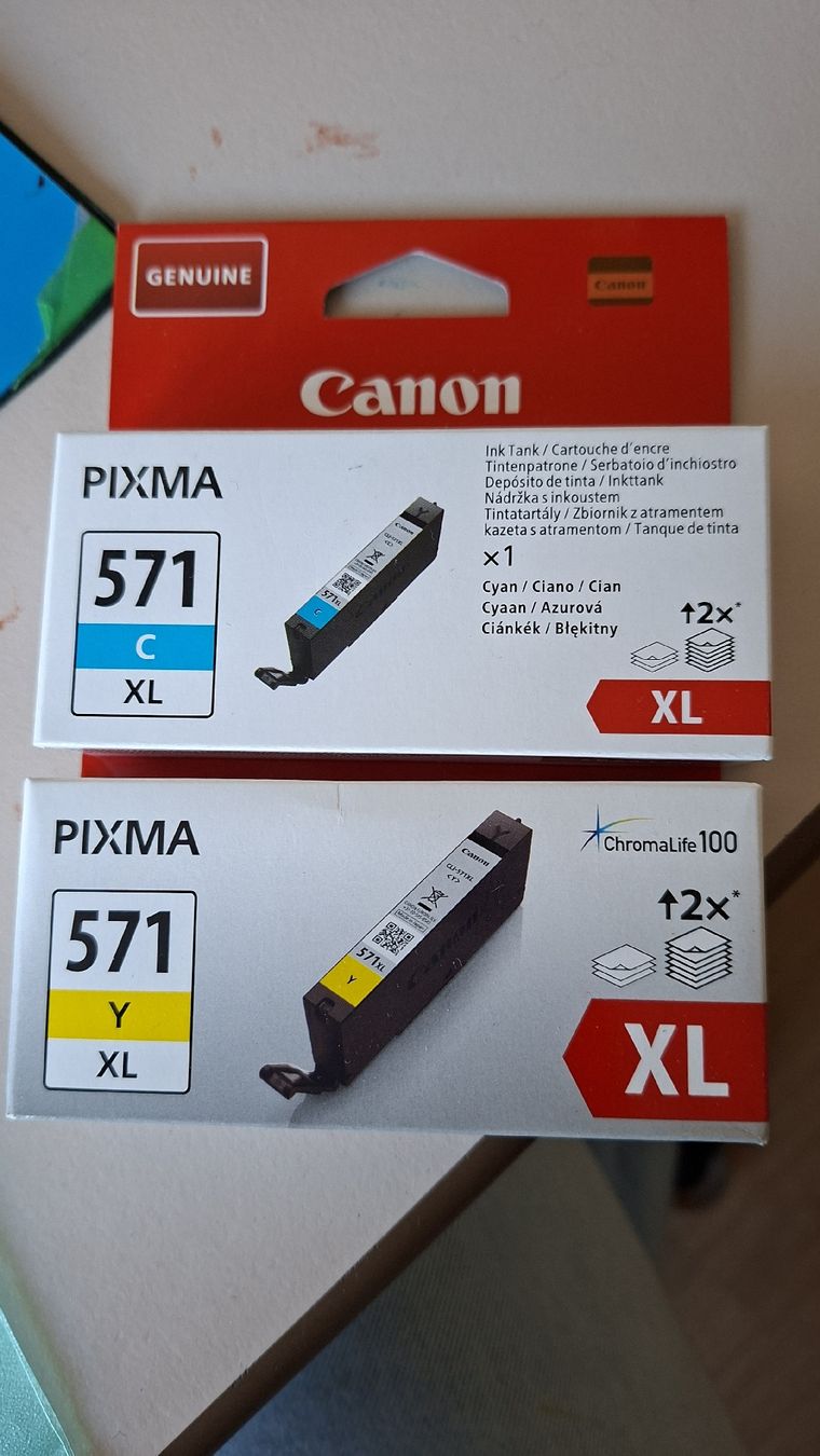 Canon Fotocopiatrici: Druckerpatrone Canon – Nuovo e nell'imballaggio originale da Unterkulm venduto da comoon