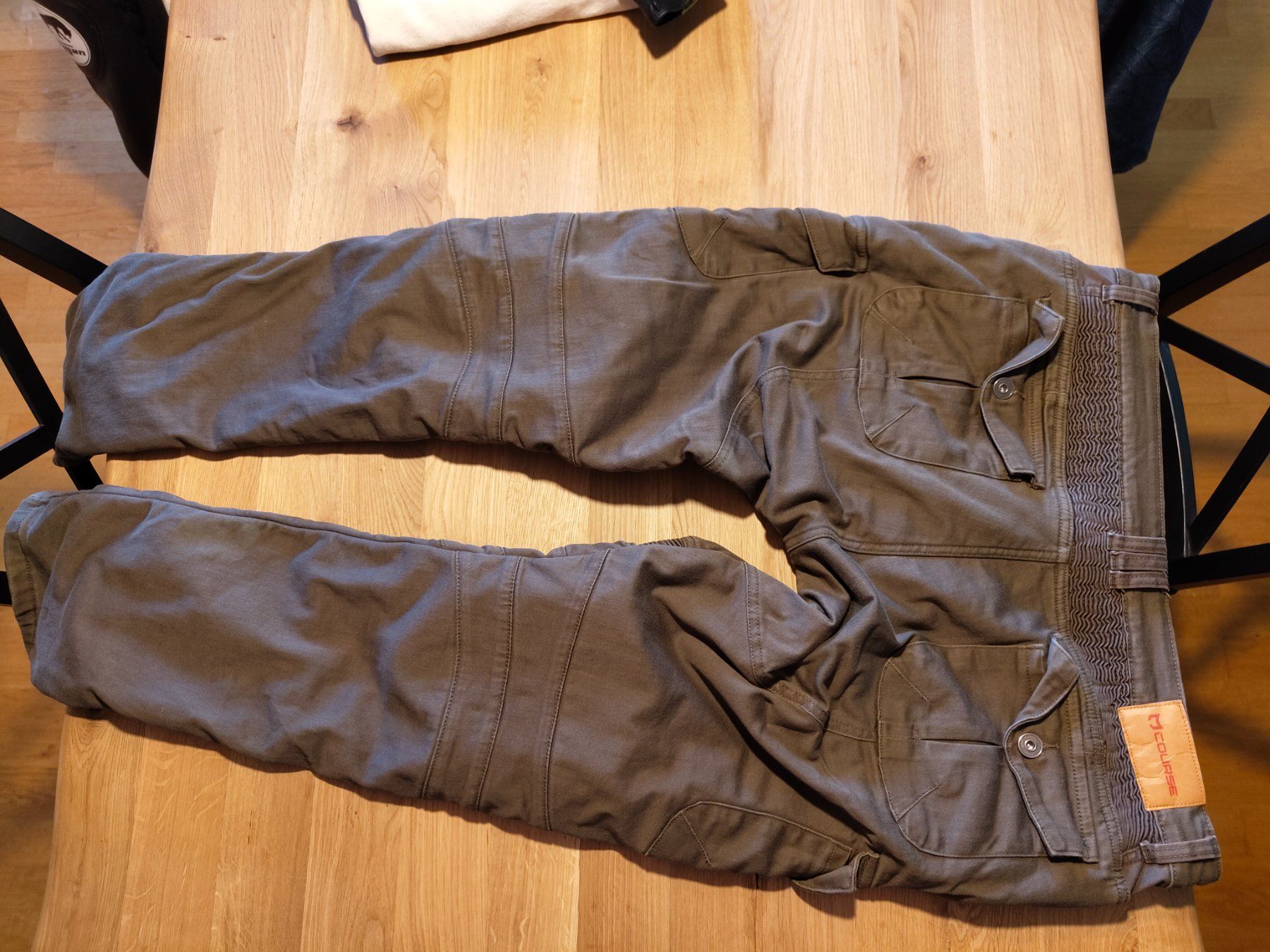 Pantaloni: Course Motorrad Cargohose Grösse 42/34 – Usato da Neudorf venduto da Stifi 1