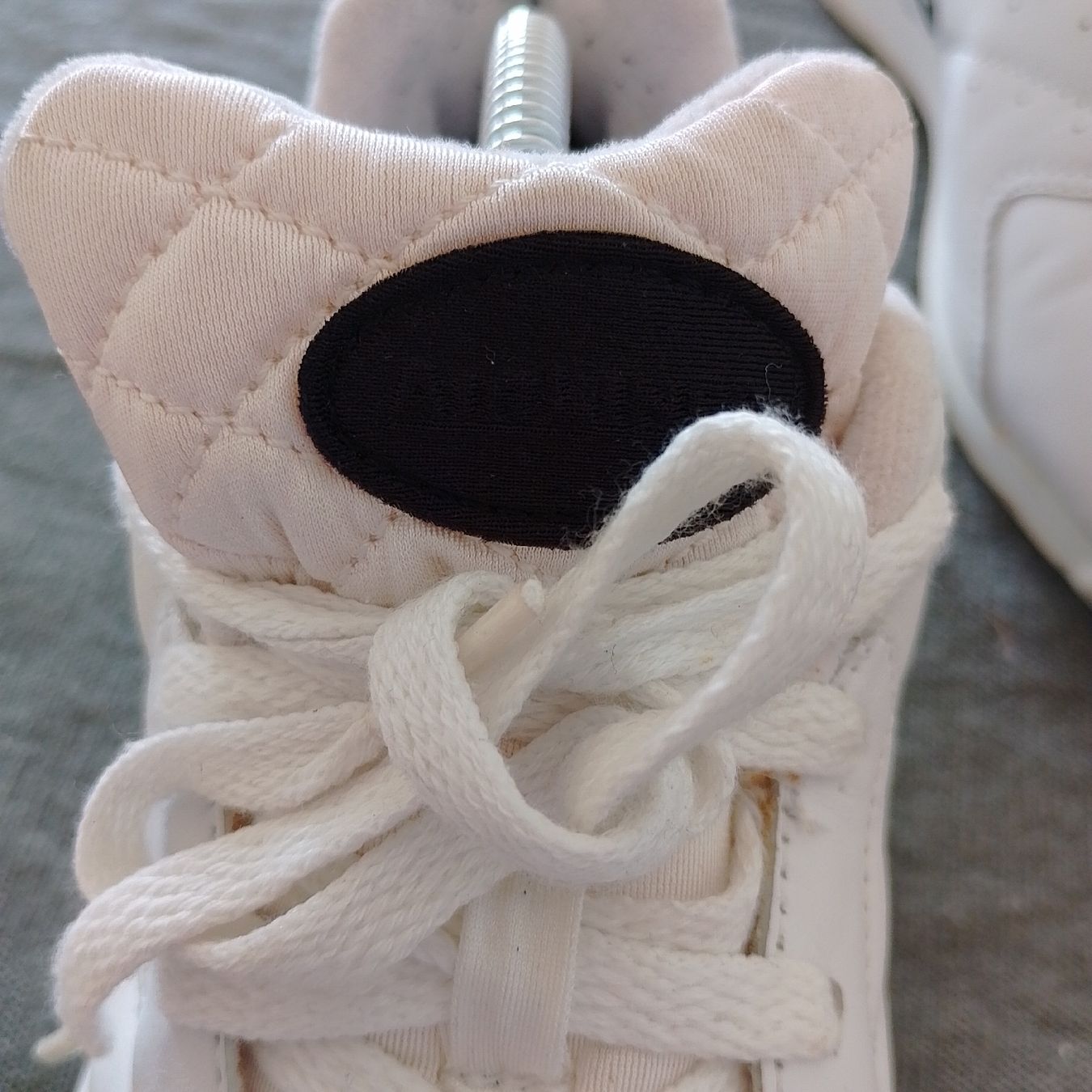 Nike Scarpe da uomo: Weisse Nike Schuhe – Usato da Uznach venduto da EMaria83 7