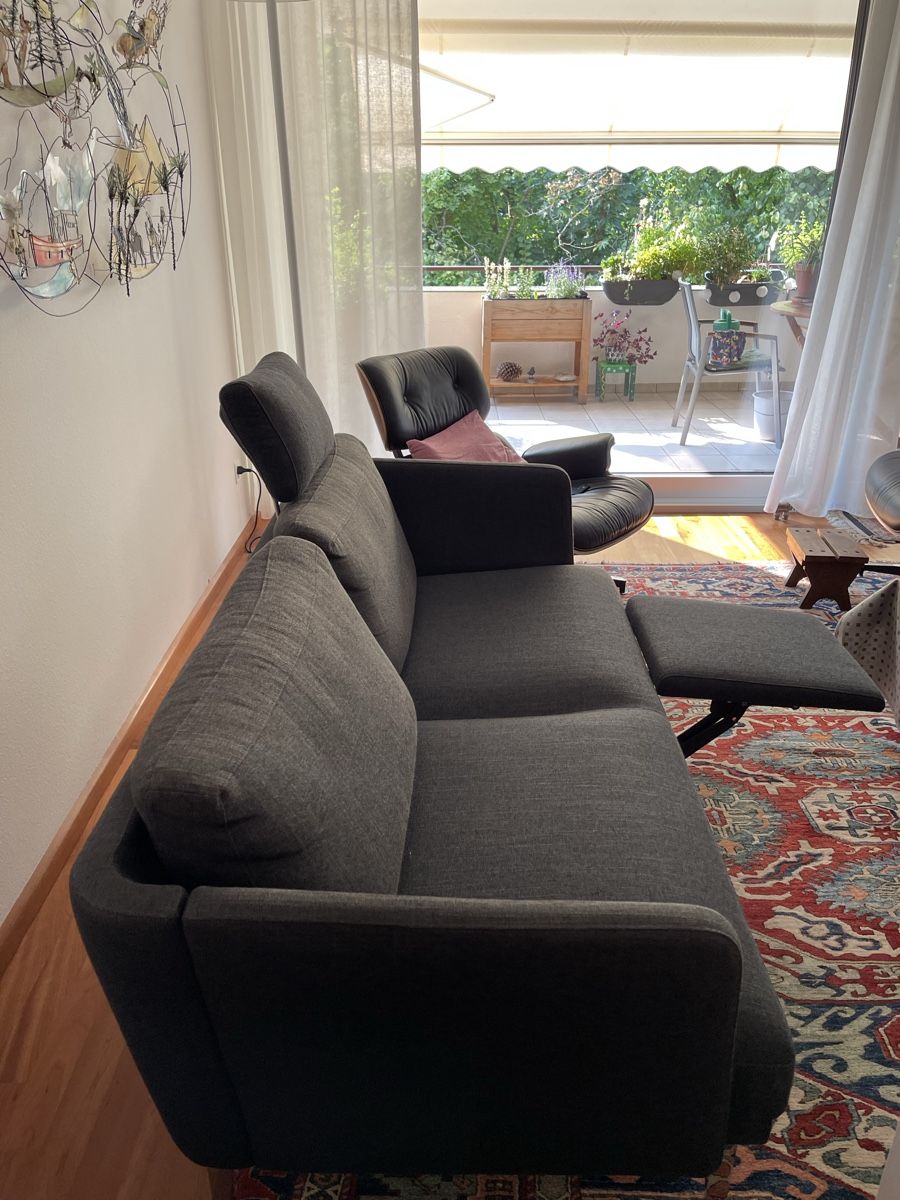 Sofas: Sofa mit Ottomane grau, guter Zustand – D'occasion à Basel par ara_jqm9 3