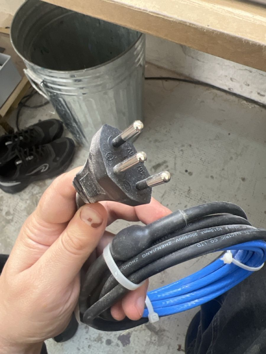 Tutti gli attrezzi: Cordon antigel pipe defrost – Nuovo (secondo la descrizione) da Clarens venduto da fre_nlh6 2