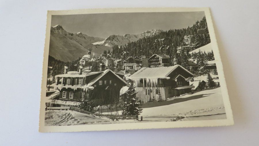 Cartoline postali: Arosa / GR - um ca. 1960 – Usato da Jona venduto da centumprata