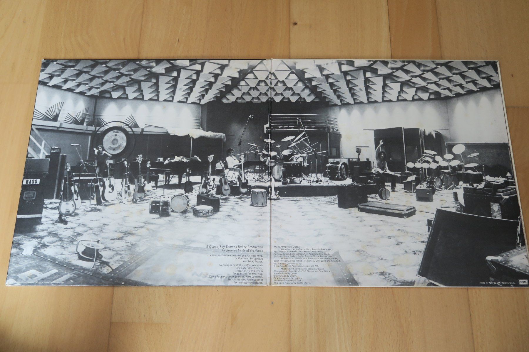 Vinyles: Queen – Jazz – D'occasion à Thun par Karibu70 1