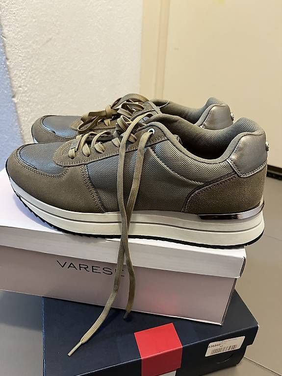 Scarpe da uomo: Basket taille 42 – Nuovo e nell'imballaggio originale da Pully venduto da yaa_rm7x 4