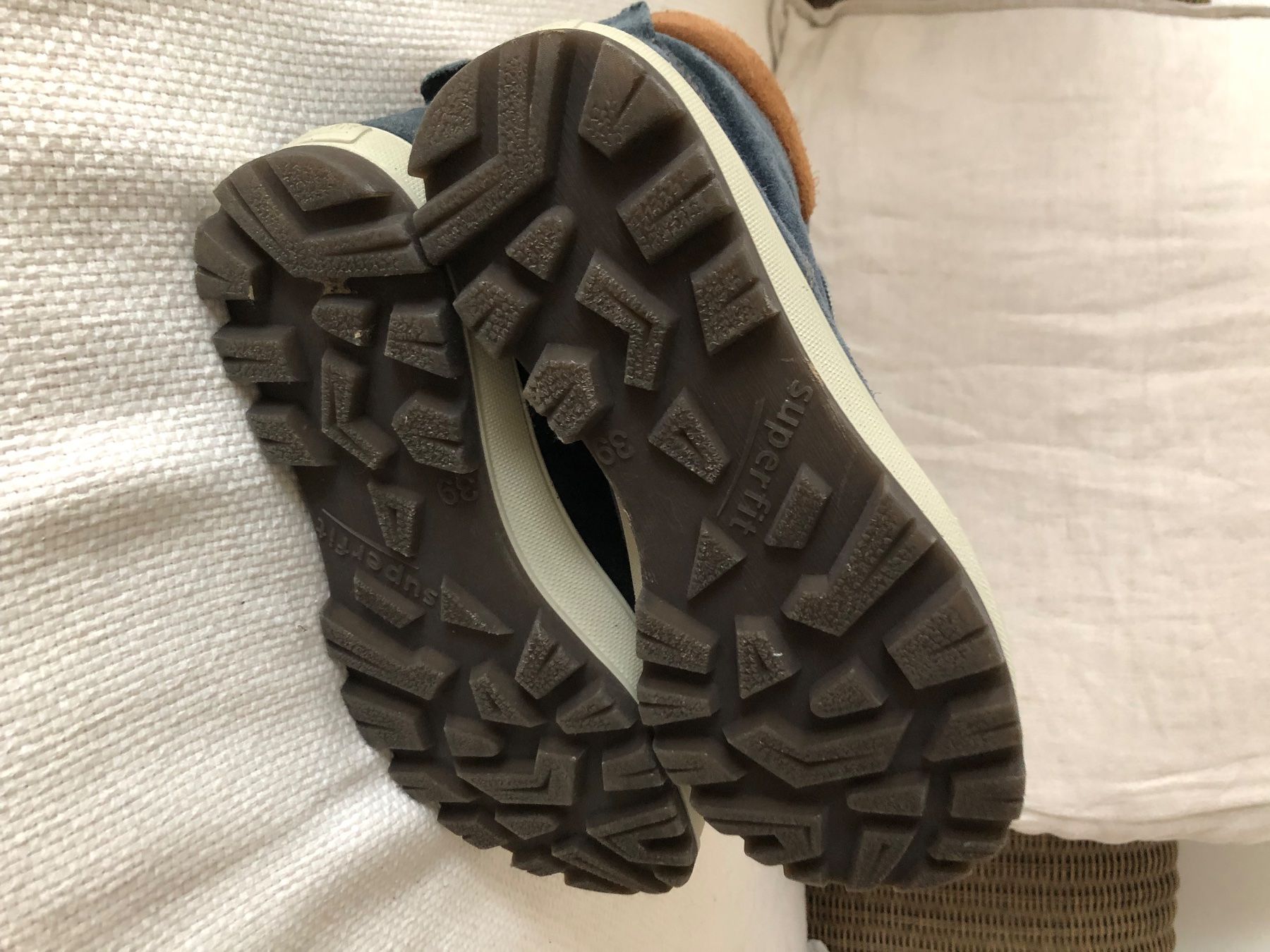 Superfit Scarpe per ragazzi: Superfit Gr 40 Goretex Boots neuwertig – Usato da Männedorf venduto da Larimar4 4