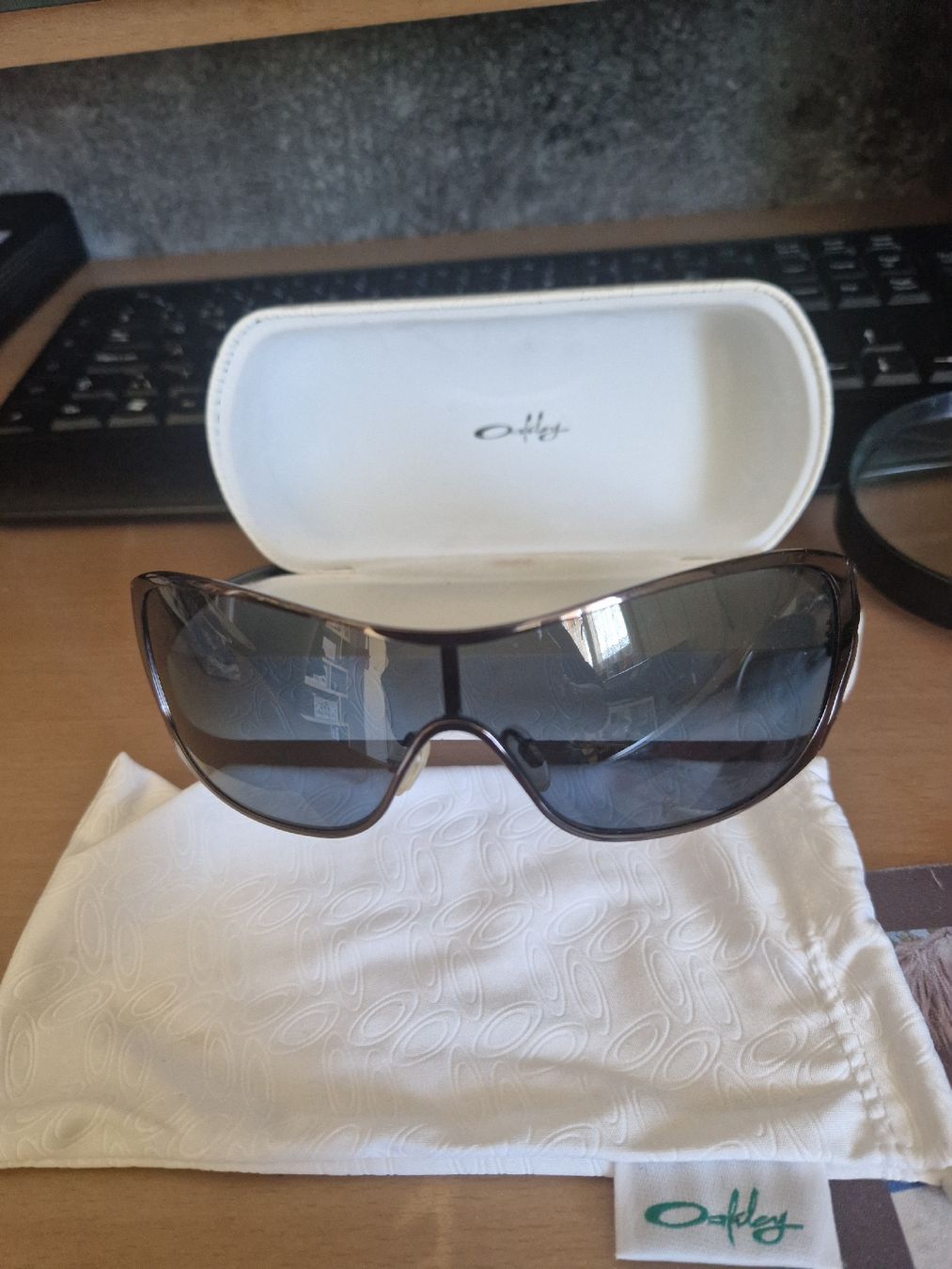 Oakley Occhiali & Lenti: OAKLAY LYV 12-978 – Nuovo (secondo la descrizione) da SAXON venduto da Mariposita1428 4