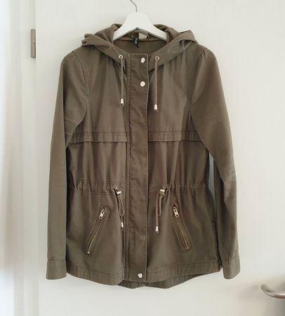 Jacke Übergangsjacke khaki/grün H&M S/36