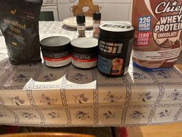 2 Protein + 2 Creatine + 1 Pre workout Booster
