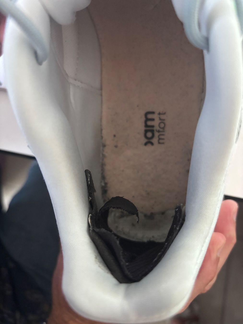 Adidas Scarpe da uomo: Sneaker Adidas weiss 44 – Usato da Balsthal venduto da Uroby 3