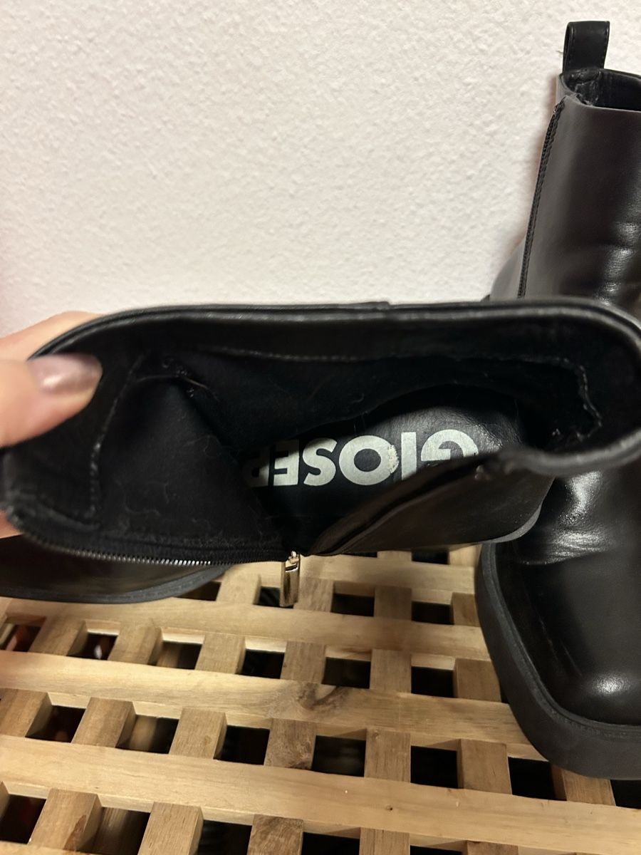 Zalando Scarpe da donna: Gioseppo Stiefel 40 schwarz – Nuovo (secondo la descrizione) da Winterthur venduto da MetalCicada 3