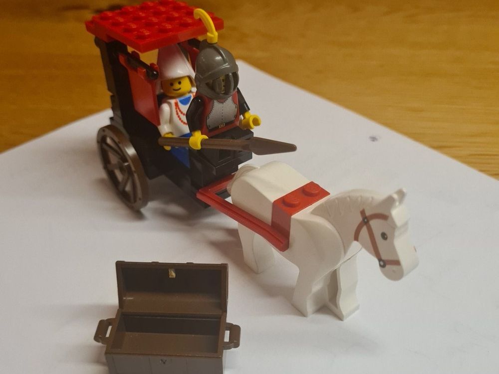 Lego Kutsche Ritter mit Prinzessin und Schatzkiste 6023 (Gebraucht) in ...