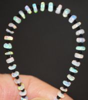 Armband L-7461 – Äthiopische Opal Rondellen 3,5 bis 5 mm 17+