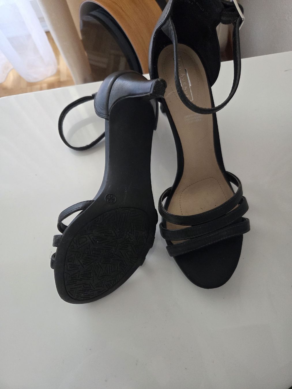 Damenschuhe: Sandalen Damen – Neu (gemäss Beschreibung) aus Gossau SG von sar_7vt5 1