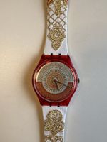 Schöne Swatch Damenuhr, Vintage Style, Rot-Gold, Top! (52)