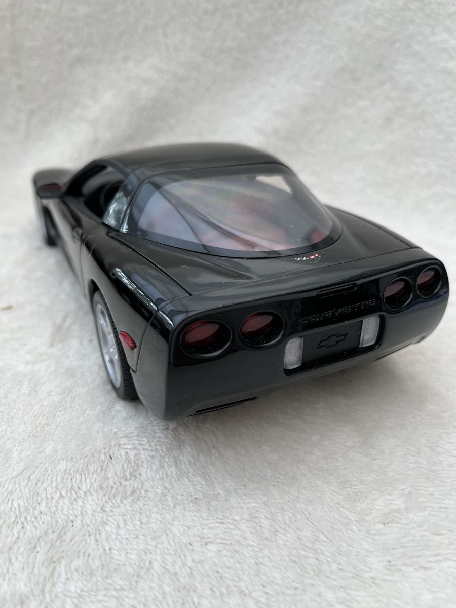 Chevrolet Modellini d'auto: Chevrolet Corvette Targa – Nuovo e nell'imballaggio originale da Oberweningen venduto da mer_2yn9 1