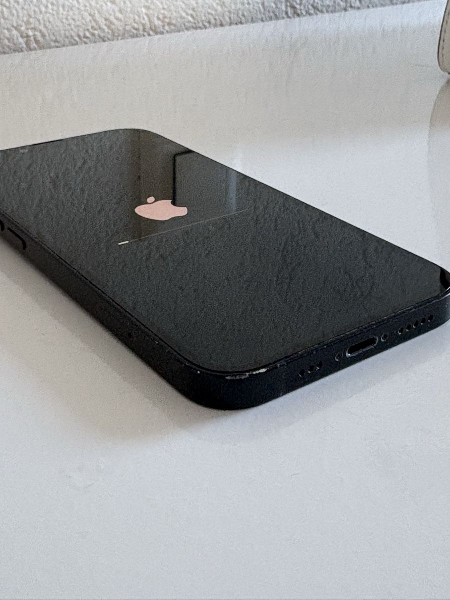 Apple Handys / Smartphones: Apple iPhone 13 128 GB Midnight – Gebraucht aus Itingen von emi_khc2 3