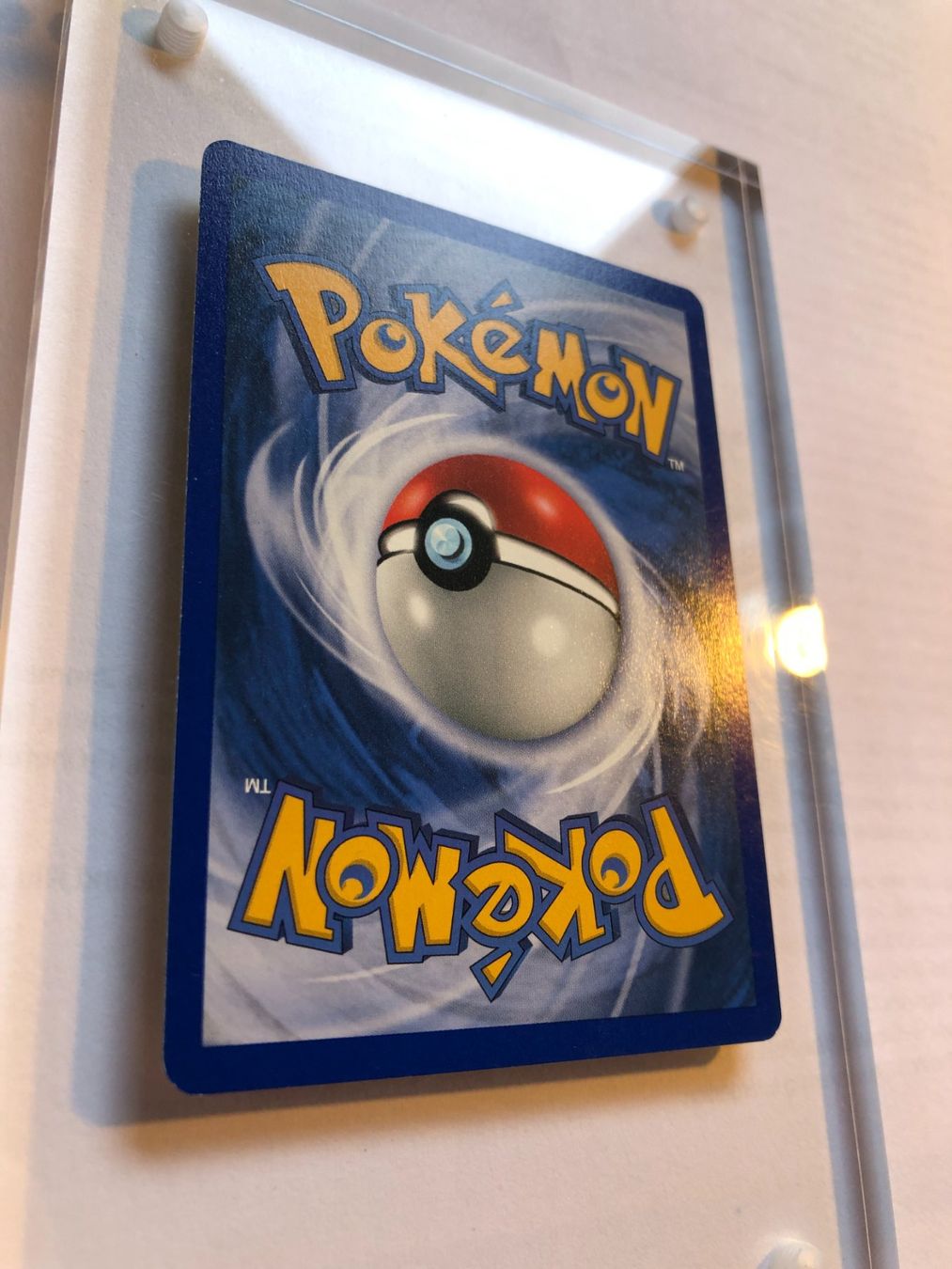 Carte collezionabili: Unown E 1st Neo Discovery - MINT - ab 1.- – Usato da Giubiasco venduto da dan_pr8b 5