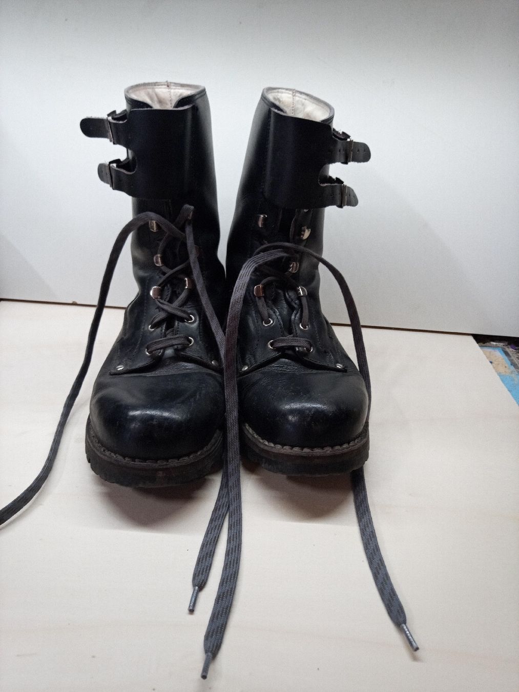 Bally Scarpe da uomo: Militär Kampfstiefel Gr. 46 – Usato da basel venduto da markusb07